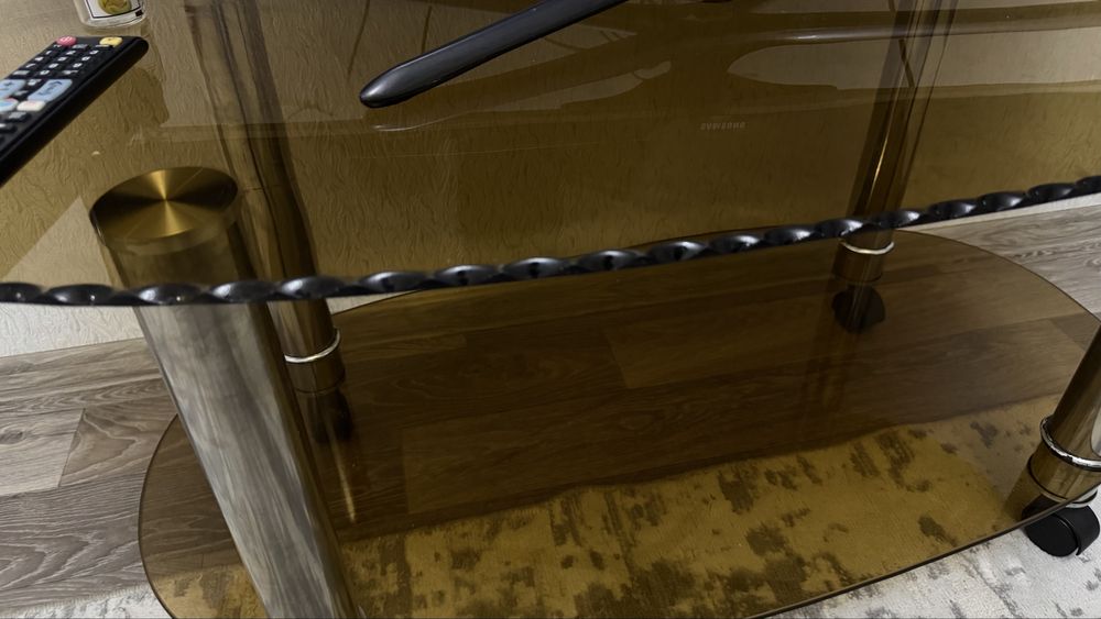 Подставка под телевизор