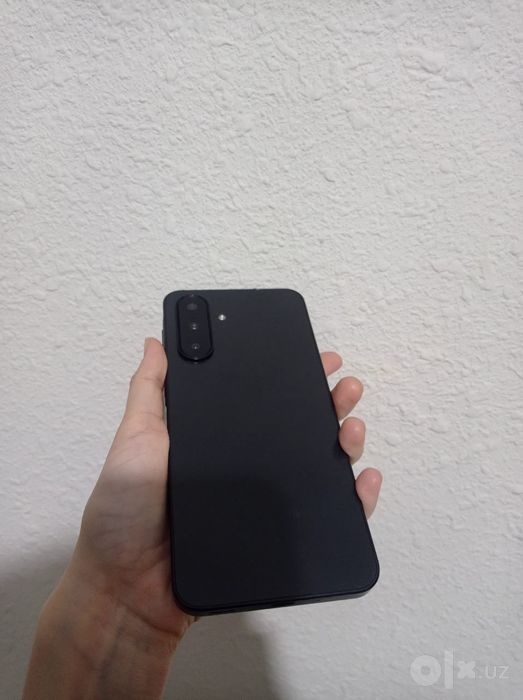 Samsung A 17, б/у