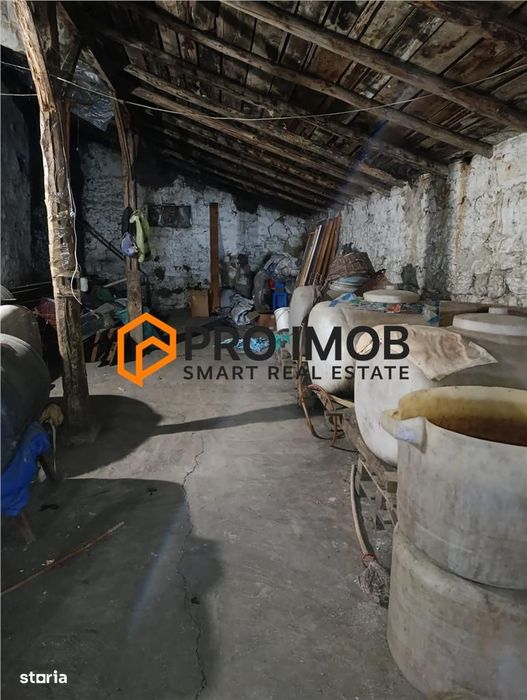 Teren intravilan+constructii zona Clodiru de Sus
