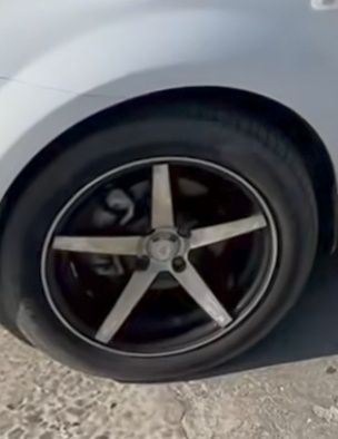 Дискалар срочно сотилади