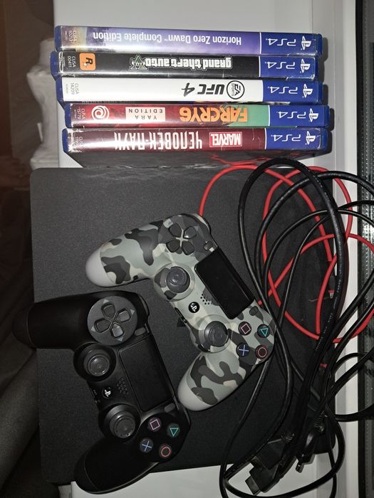 Плестейшн 4 слим