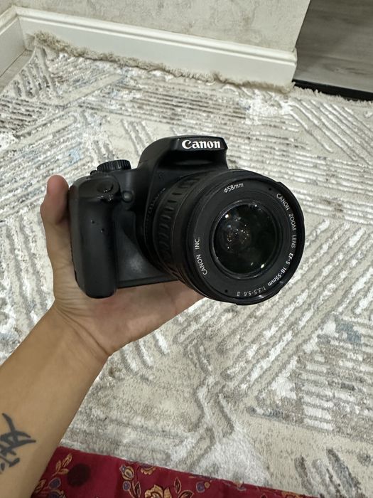 Фотоапарат канон 1000д