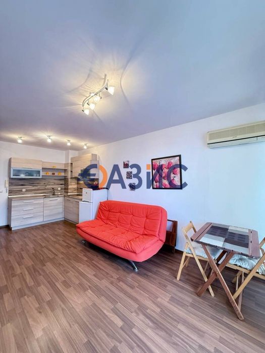 Продава се Двустаен апартамент в Свети Влас - 56 кв.м за 1715 €/кв.м - Снимка #9