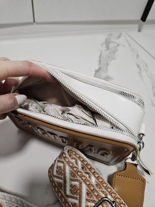 Дамска чанта през рамо