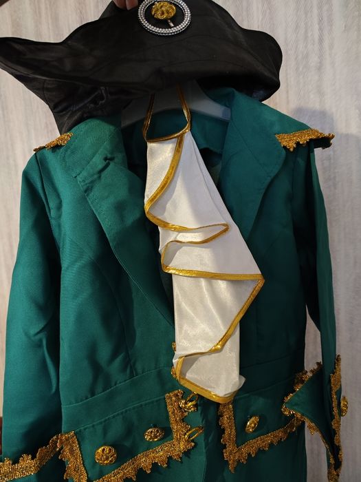 Новогодний костюм