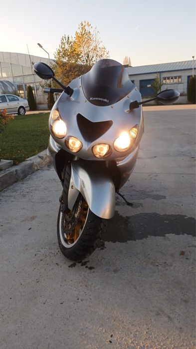 De vanzare Kawasaki ZZR absolut impecabil