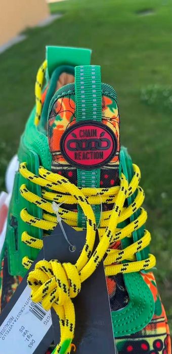 Versace Chin Reaction(Navy Green Yellow)