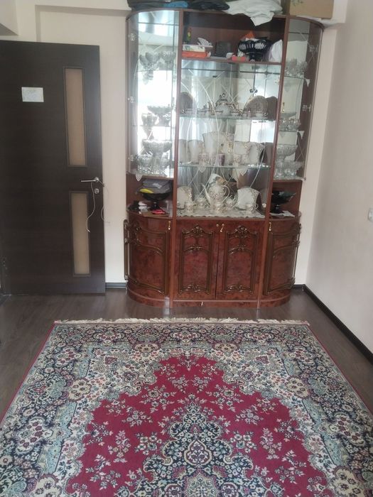 Сергили 3 метро якинида 2 хона 7 этажи 3 этаж хонадонила сотилади