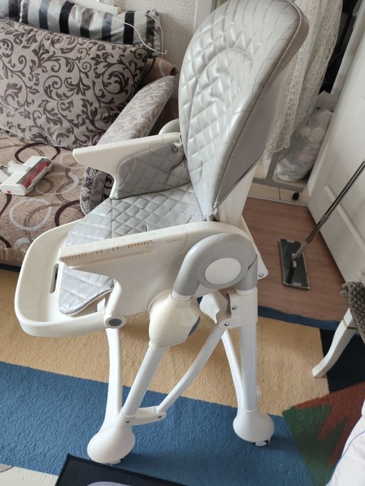 Продам детский бустер.