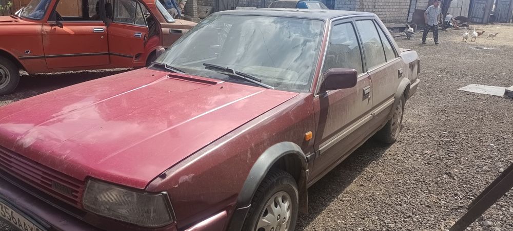 Nissan bluberd 1986г