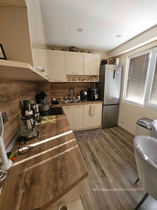 Продава се Тристаен апартамент в Казанлък - 91 кв.м за 1681 €/кв.м - Снимка #12