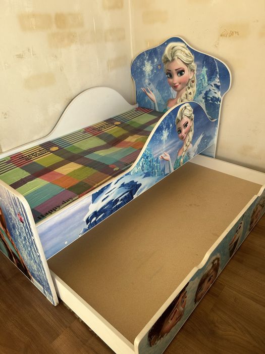 Продам детскую кровать