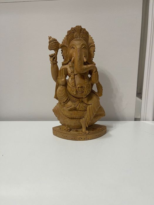 Продам ручной работы слона