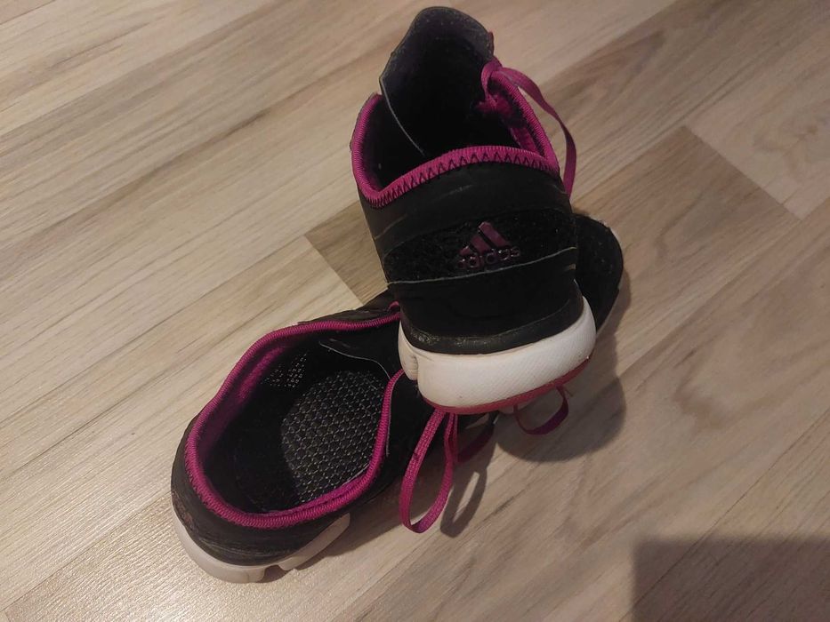 Adidas дамски 40 н