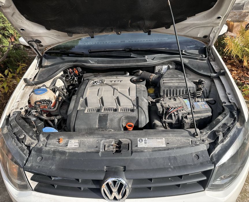 VOLKSWAGEN Polo 2011 — imagine 4