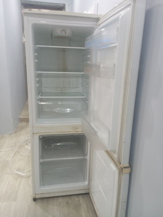 Продам холодильник