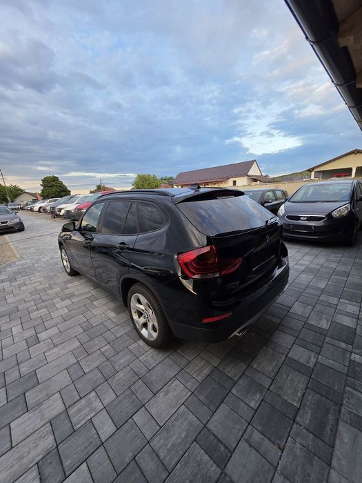 BMW X1 2015 — imagine 3