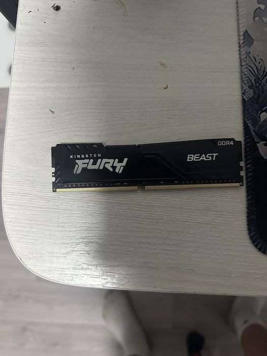 Kingston Fury ddr4 оперативка
