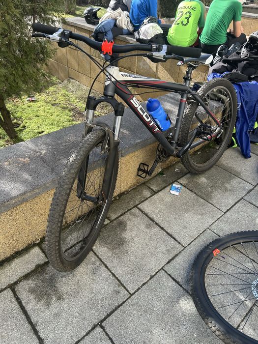 Bicicleta scott scale 60