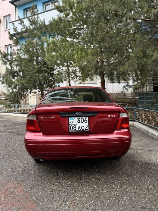 Продаю ford focus 2004 года