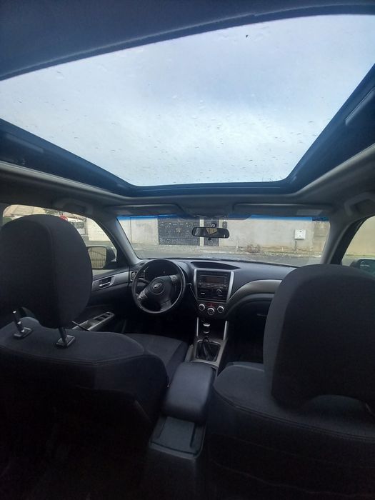 Vând urgent subaru forester 2.0d 2011 full