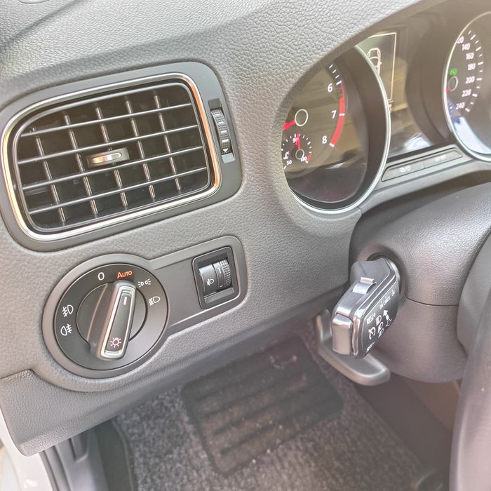 Polo automat 1,2 tsi euro 6. 110cp