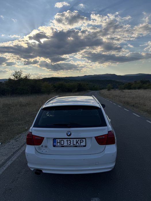 Bmw E91 318D ( an: 2012 )