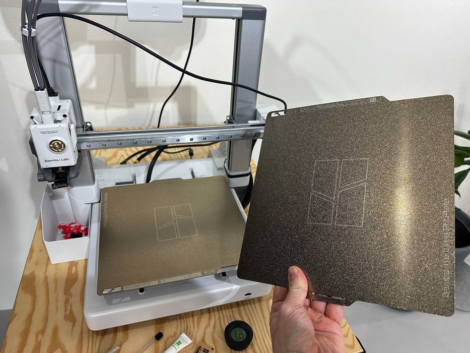 Bambu Lab A1 + AMS Lite — imprimantă 3D hobby, stare foarte bună