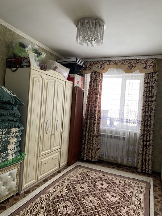 Кеңдаладан 3 бөлмелі пәтер сатылады.