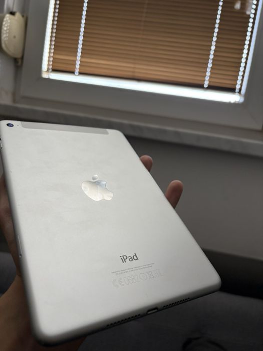 iPad mini 4 128GB