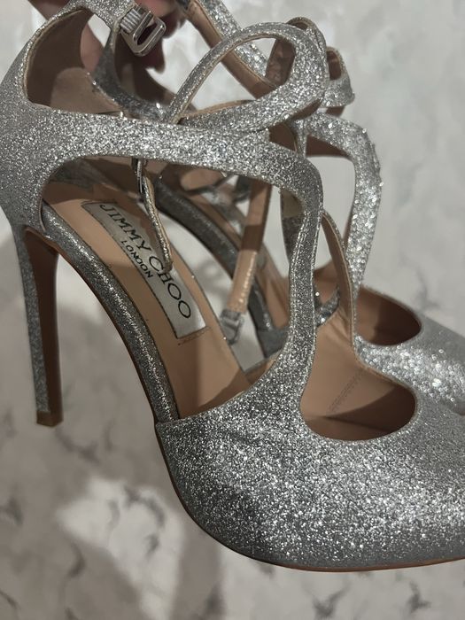 Продается туфлии