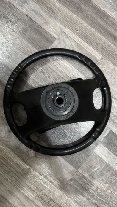 Продам руль на Ауди