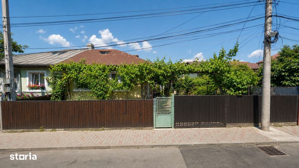 CENTRAL IAȘI – Casă + teren 380 mp – Piața Unirii / Palas – 250.000 €