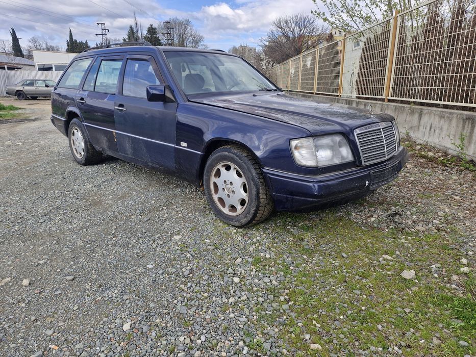 Мерцедес 124 2.0 НА ЧАСТИ