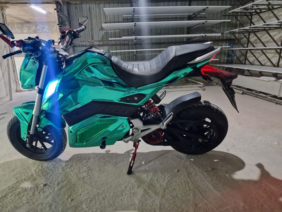 Электромотоцикл         .