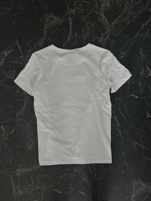 GUESS НОВИ Дамски тениски, М