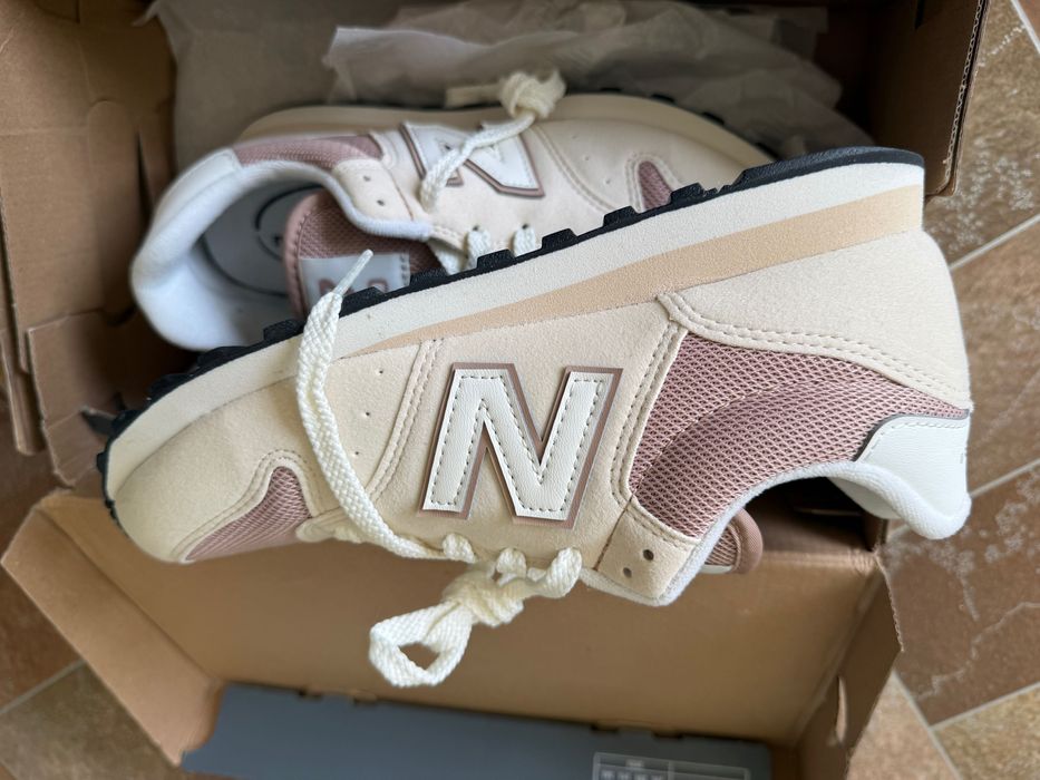 Дамски маратонки New Balance