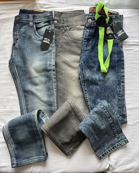 Нови дънки с етикет