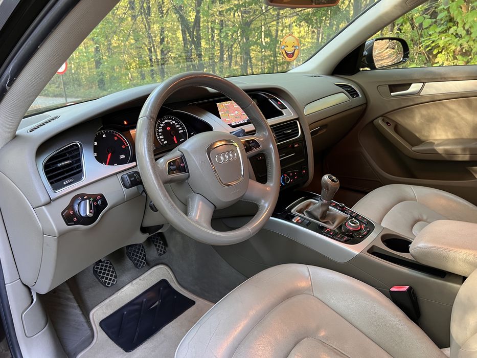 AUDI A4 2010 — imagine 5