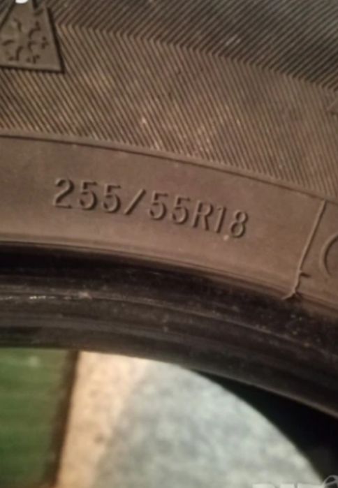 Зимна гума 255/55 R18