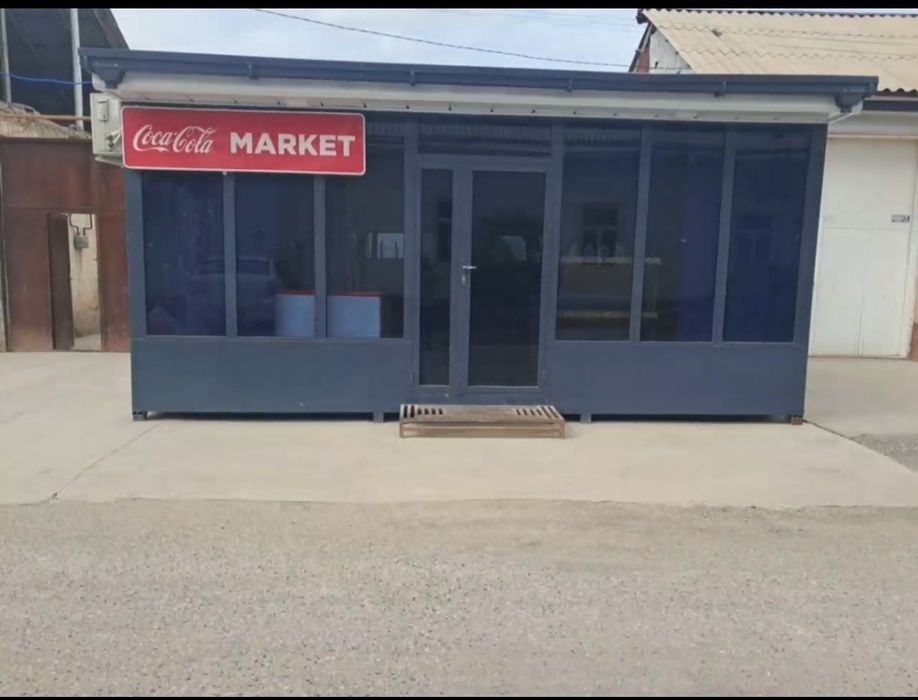 Ko'chma do'kon sotiladi