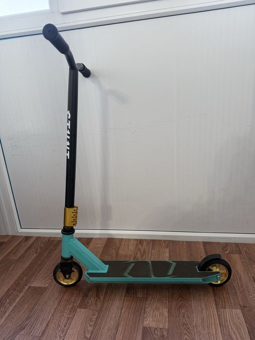 Самокат трюковой.                                                    .