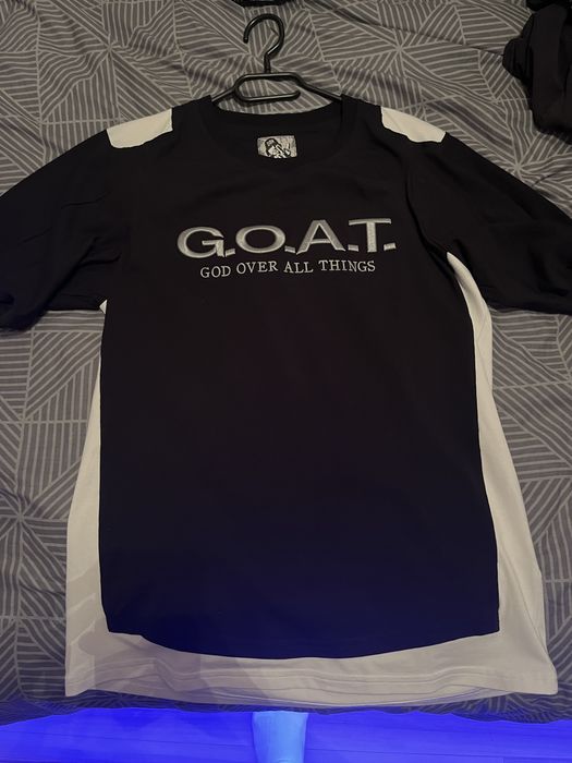 Луда тениска G.O.A.T