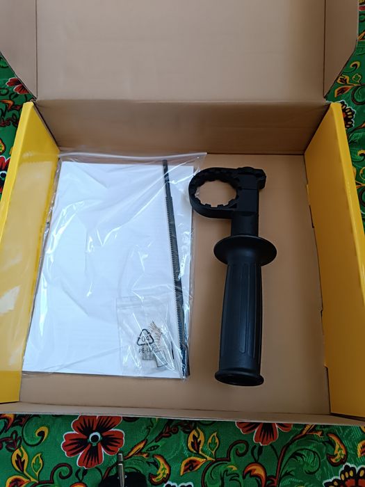 Шуруповерт дрель новый