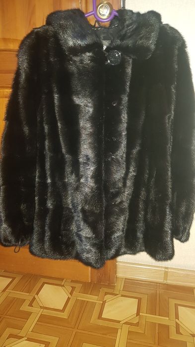 Продам норковую шубу