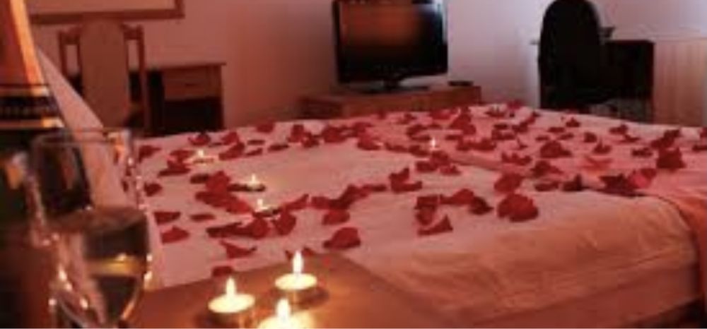 Натуральные лепески роз