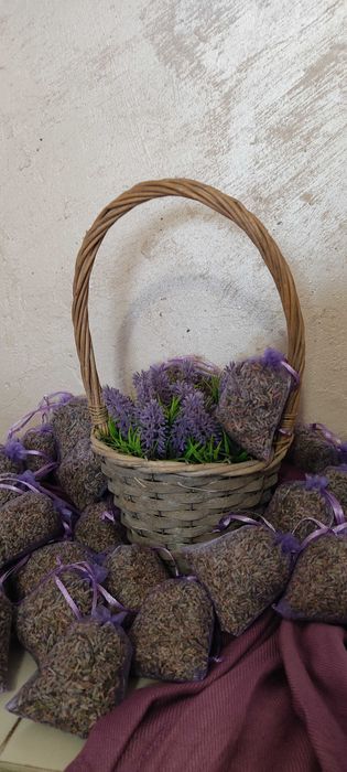Торбички с лавандула/ Лавандулов цвят
