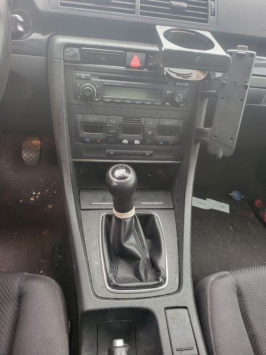 Ауди а4 2.0 бензин 131к.с  НА ЧАСТИ