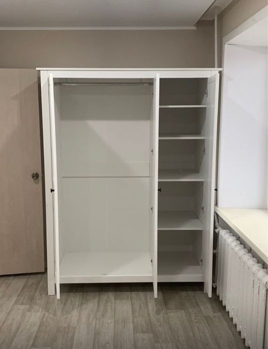 Продам спальный гарнитур