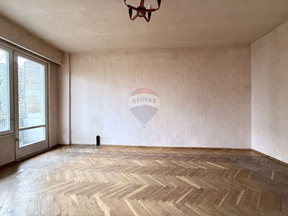 Продава се Тристаен апартамент в Варна, Левски - 80 кв.м за 1039 €/кв.м - Снимка #8